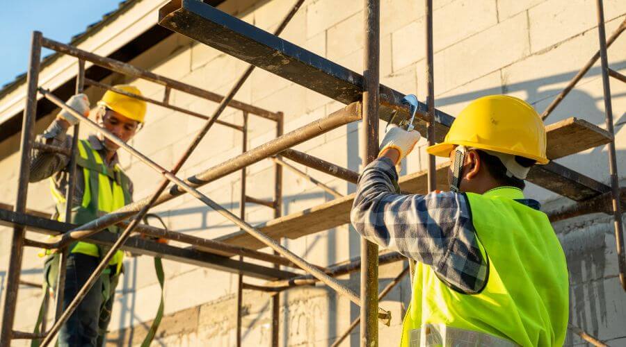 Professional residential roofers in Pampa, TX